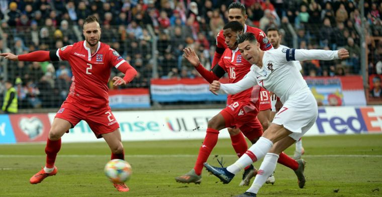 Frankrijk doet sportieve plicht, blijft Turkije voor en eindigt bovenaan in poule