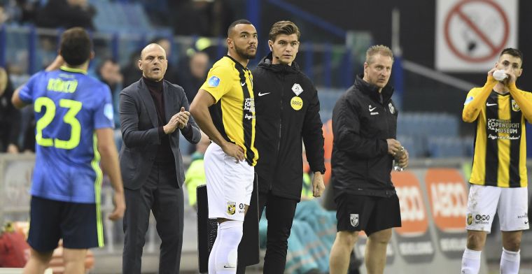 Vitesse-fans fluiten invaller uit: 'Zeer pijnlijk, je maakt zo'n jongen kapot'