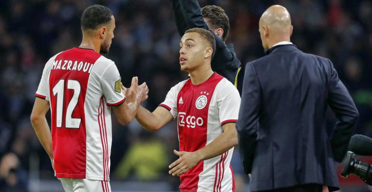 Ajax geeft drie contractverlengingen in twee jaar tijd: Dat geeft vertrouwen
