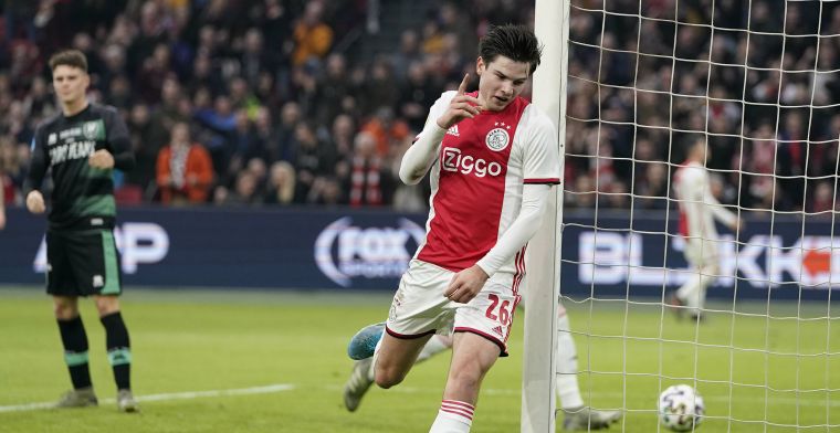 Ten Hag streng voor gewisseld Ajax-talent: 'Harder trainen, word je niet meer moe'