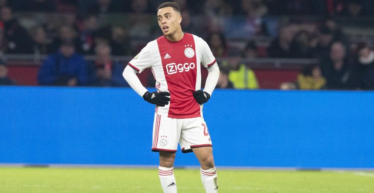 Ajax bevestigt: Dest verlaat trainingskamp in Qatar en sluit aan bij Jong Ajax