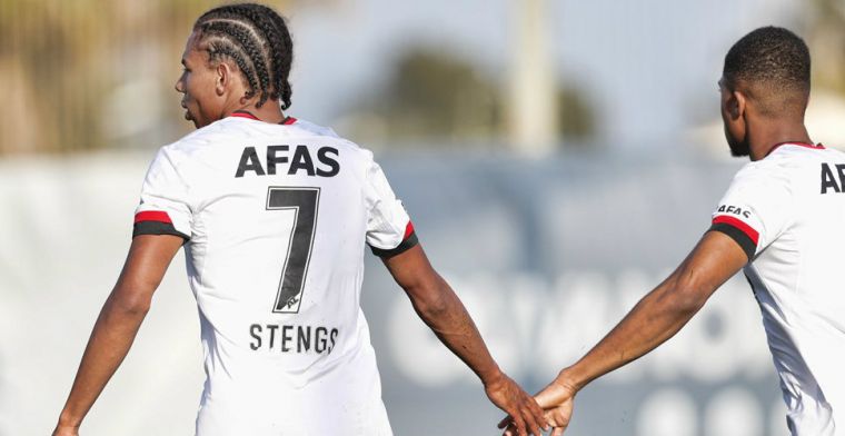 Stengs en Boadu stellen AZ-fans gerust: 'We zijn aan iets speciaals bezig'