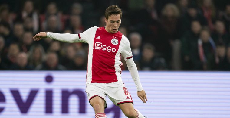 'De komende vier maanden niet spelen, is voor mij én Ajax niet goed'