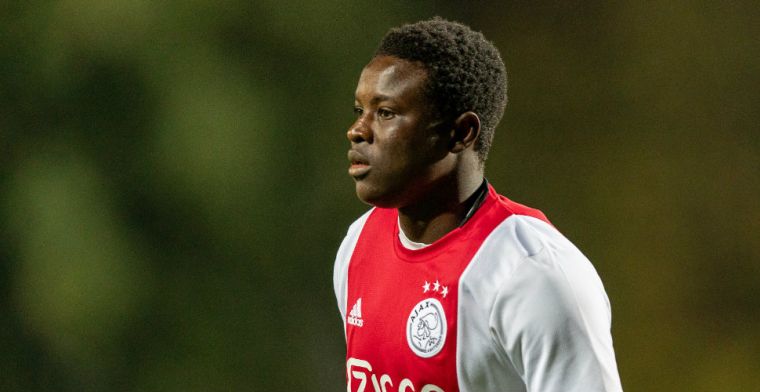 Ajax bevestigt verhuur Bandé: aanvaller voor anderhalf seizoen naar Zwitserland
