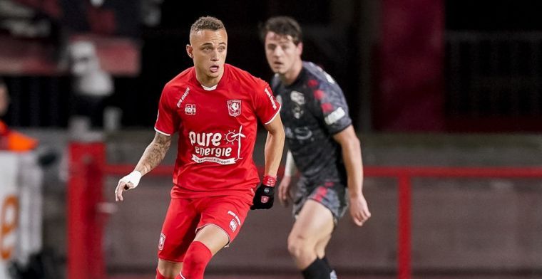 Lang blijft staan ondanks gebroken pink en beslist thuisduel voor FC Twente
