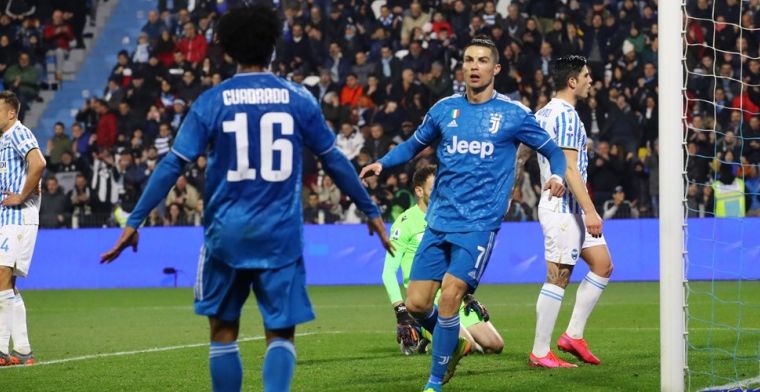 De Ligt ziet jubileumgoal Ronaldo vanaf de bank, valt in en wint krap met Juventus