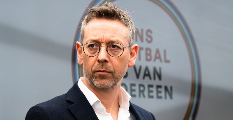 'Hoe lang mag hij het Nederlandse voetbal nog als proeftuin misbruiken?'