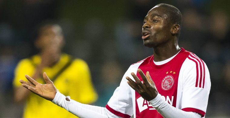 Enoh meldt zich op Twitter voor 'crisis' Ajax: 'Enige manier om vooruit te komen'