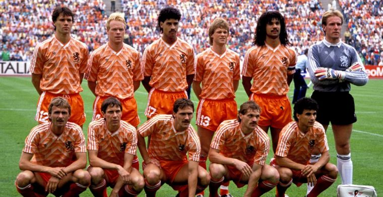 verkiezing: Ajax-shirt het ooit, Oranje-tricot ook op podium