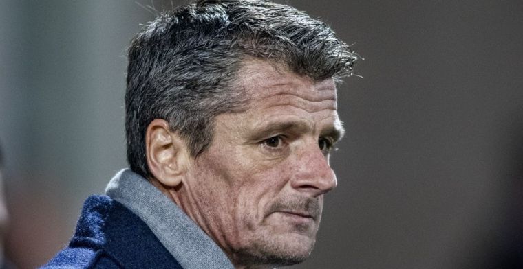 Verheugd Volendam heeft nieuws: succestrainer Jonk blijft binnenboord