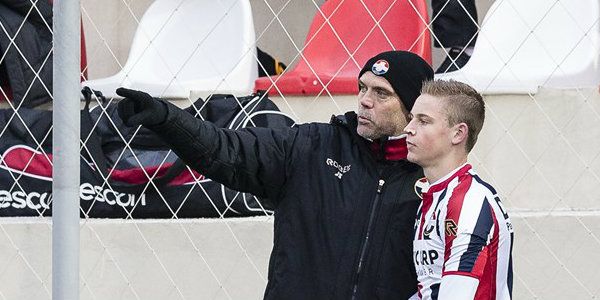 De Jong: 'Ik denk niet dat ik in de jeugd van Ajax of PSV beter zou zijn geworden'