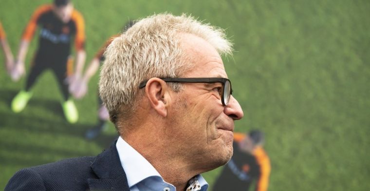 KNVB stuurt brief naar clubs: 'Niet een duidelijke meerderheid voor een besluit'