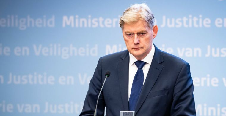 Update: KNVB werkt aan plan na oproep van Dijkhoff en minister Van Rijn