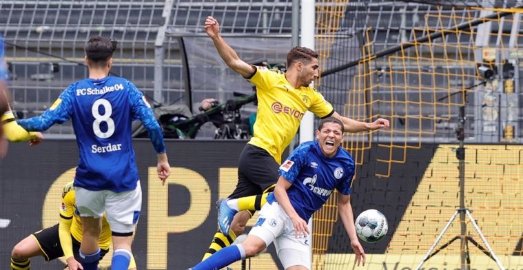 Dortmund stuurt Schalke van het kastje naar de muur en wint bizarre derby