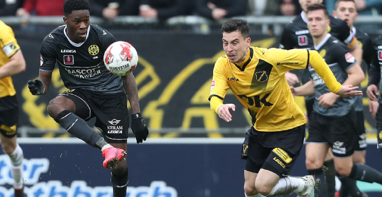 'Haye wijst clubs uit rechterrijtje Eredivisie af en kiest voor NAC Breda'