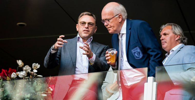 Vitesse in de rechtszaal: 'Ajax' aandeelhouders moeten toch ook niet bijspringen?'