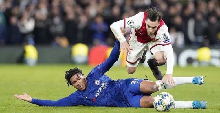 Chelsea legt bod bij Ajax neer voor Tagliafico