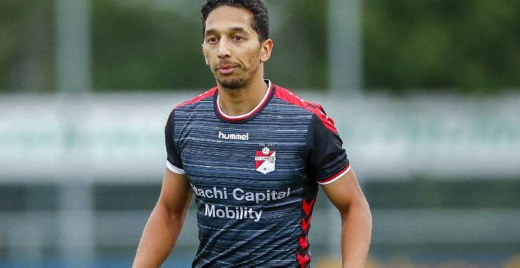 'FC Emmen neemt na één seizoen alweer afscheid van Hiariej'