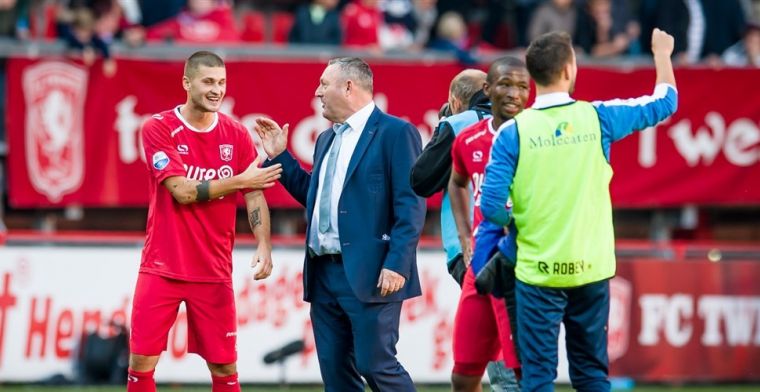 Jans zat eerder aan tafel bij FC Twente: 'Voelde me echt heel klein'