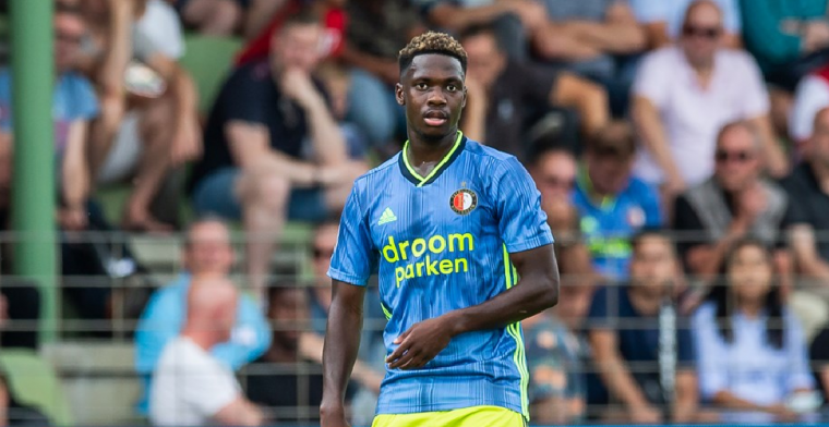 Touré wijst Eredivisie-clubs én buitenland af: 'Ik moet PSV een compliment geven'