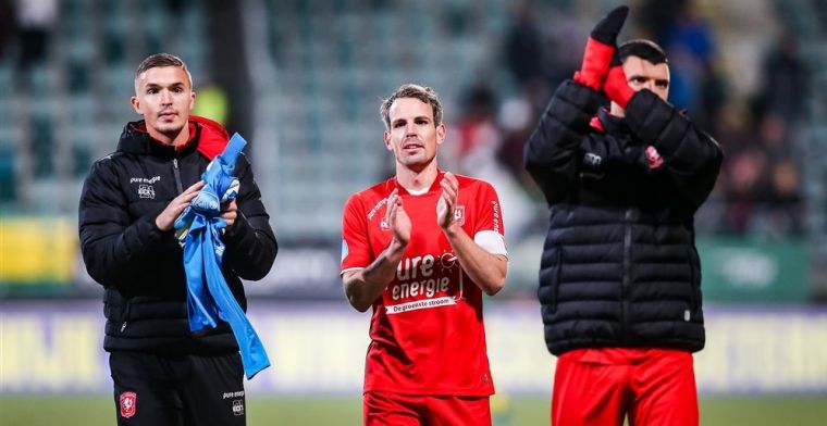 Twente houdt vertrouwen: 'Met zijn talent groeit hij uit tot volwaardig doelman'