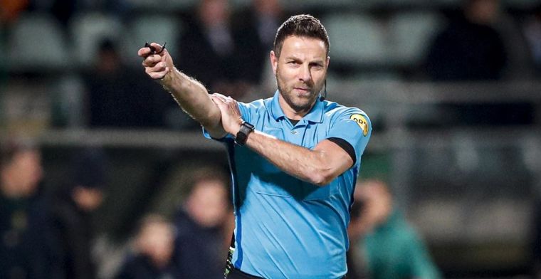 KNVB waarschuwt voor meer penalty's in Eredivisie: 'Zag je in Serie A al terug'