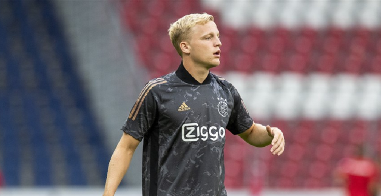 Zes clubs wilden Van de Beek kopen van Ajax: 'Man United juiste keuze'
