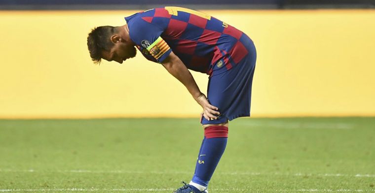 'Slechts twee (!) ploeggenoten steunen Messi: Barça-spelers houden zich stil'