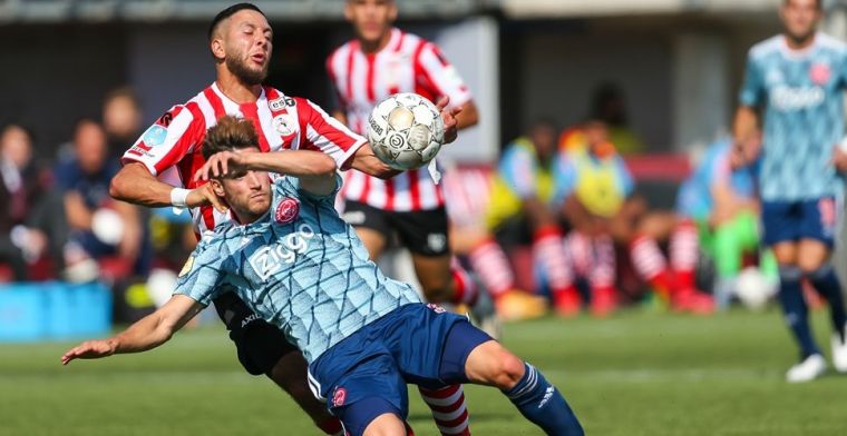 Tagliafico vestigt Ajax-record met rode kaart, Martínez er spreekt schande van