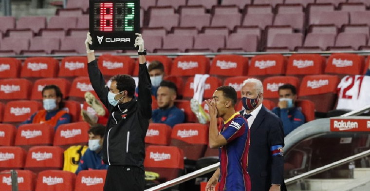 Dest maakt indruk bij FC Barcelona-debuut: 'Hij zag er zo zelfverzekerd uit'