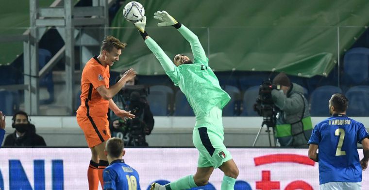 LIVE: Oranje maakt eerste goal onder De Boer en pakt punt in Bergamo (gesloten)