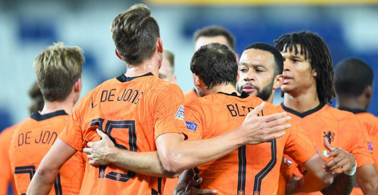Oranje zakt plaatsen op FIFA-ranglijst na eerste periode onder De Boer