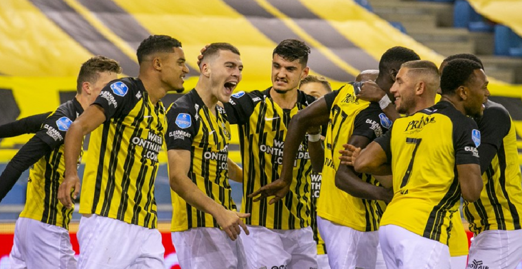 Vitesse schrijft geschiedenis tegen PSV: Nu staan we met Ajax bovenaan