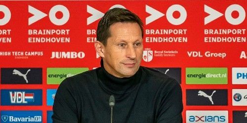 Schmidt reageert na PSV-blamage: 'Het is voor mijn spelers niet makkelijk'