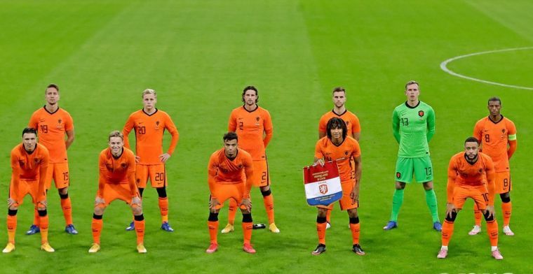De Mos ziet rooskleurige Oranje-toekomst: 'Bij Ajax breken alweer jongens door'