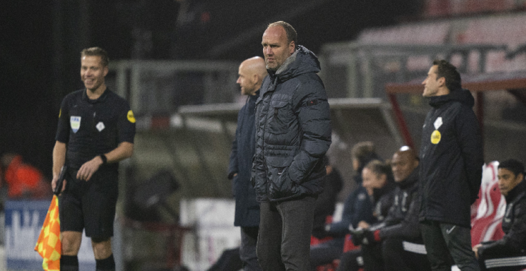 FC Emmen-trainer Lukkien baalt van hoge aantal tegengoals tegen Ajax