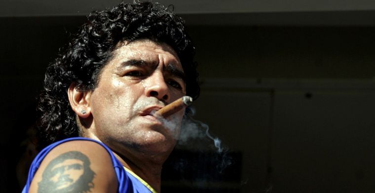 Spaanse voetbalster weigert eerbetoon aan Maradona en krijgt doodsbedreigingen