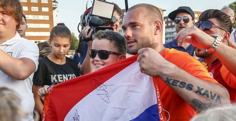 Sneijder: 'Hij moet zijn voeten laten spreken, is Ajax een goede wedstrijd voor'