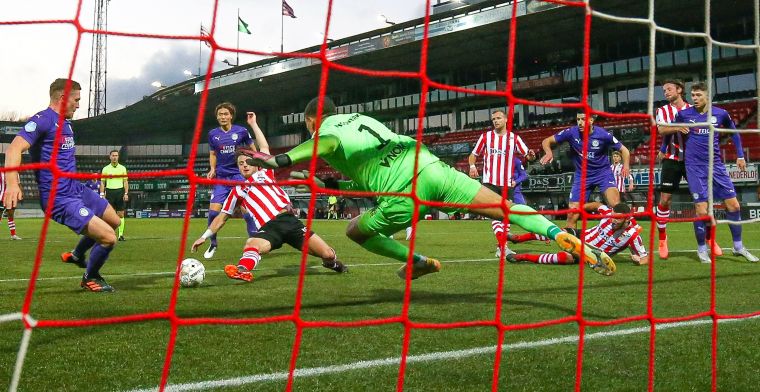 FC Groningen gedeeld derde na spektakelstuk met vijf treffers op Het Kasteel