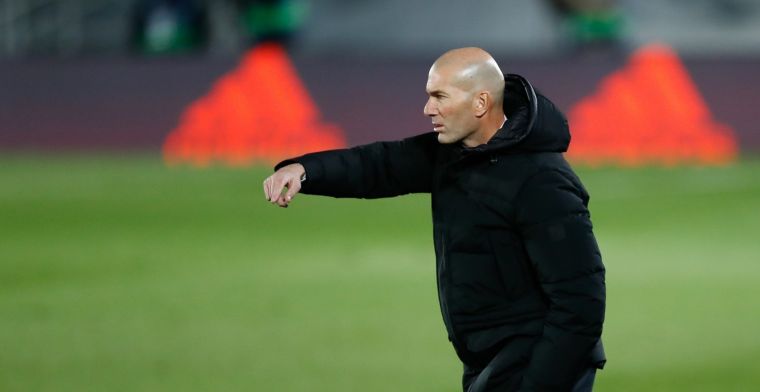 Zidane wil niet reageren op controversiële handsbal: 'Zo gaat dat nou eenmaal'
