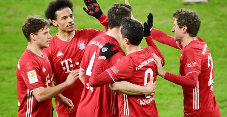 Schalke 04 gaat zonder Huntelaar hard onderuit tegen Bayern München