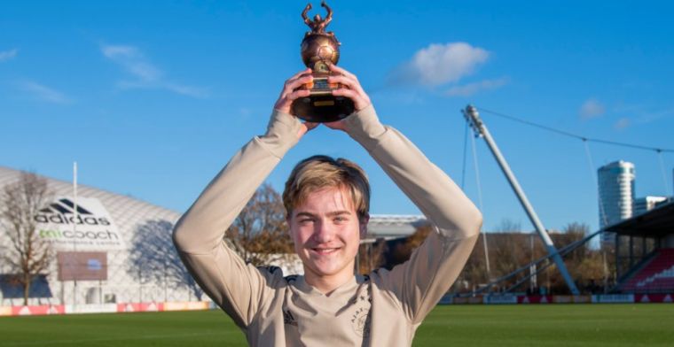 'Supertalent (16) akkoord met Dortmund: Ajax ontvangt opleidingsvergoeding'
