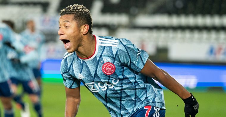 Ajax neemt voorschot op landstitel: 'Soms buitengewoon irritant, dan weer geniaal'