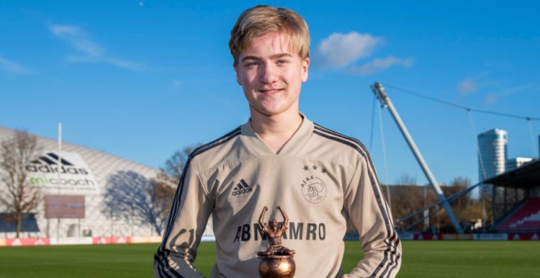Van Ajax naar Dortmund: 'Dat heeft op Julian en zijn ouders grote indruk gemaakt'