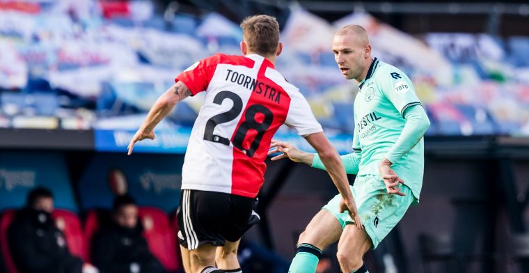 Van Beek verliest dik bij werkgever Feyenoord: 'Zou hier geen minuten meer maken'