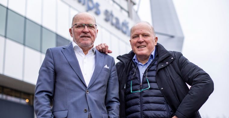 Van de Kerkhofjes fileren 'absurde' keuzes Schmidt: 'PSV moet ingrijpen'