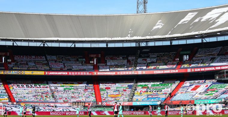 Ajax-fans willen spandoeken weg hebben uit De Kuip: 'Finale op neutraal terrein'
