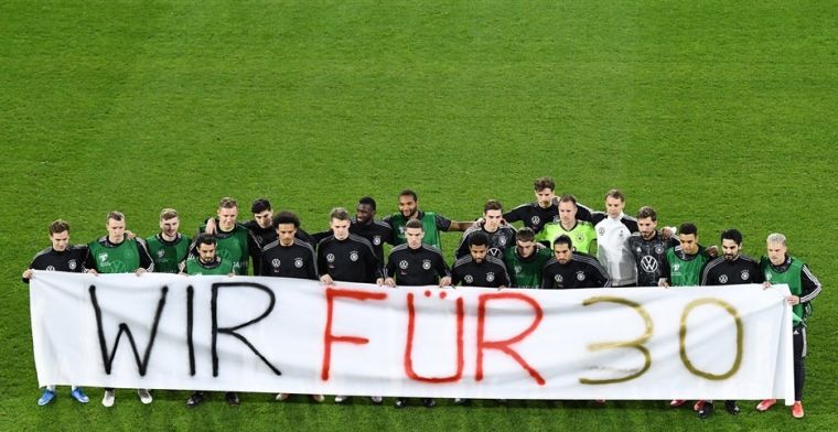 Duitsers maken nog een 'Qatar-statement' en tonen spandoek met 'Wir Fur 30'