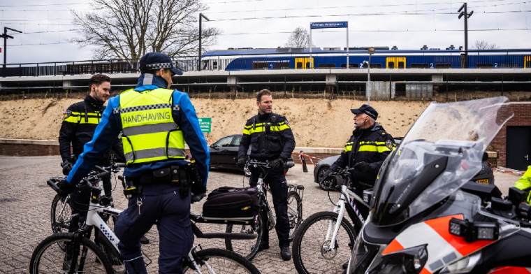 Noodverordening in Arnhem: burgemeester vreest rellen tussen voetbalsupporters