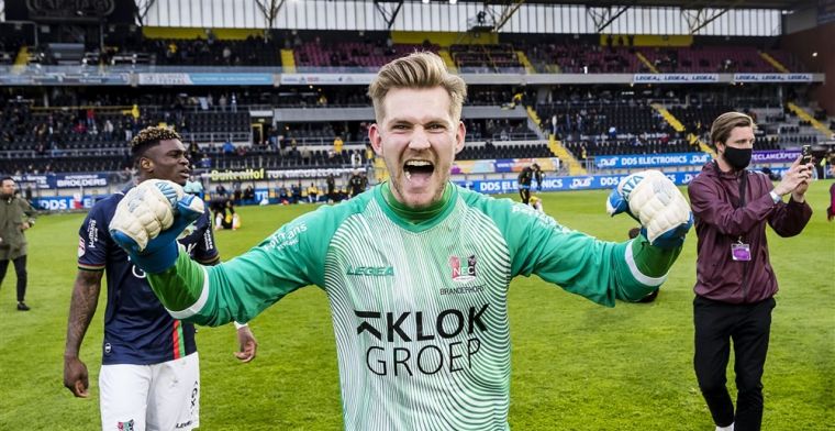 NEC-goalie hoopt op kans in de Eredivisie: 'Maar ik snap wel dat de club wacht'